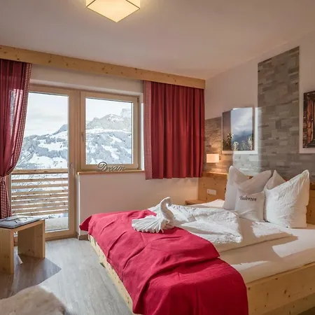 Alpenchalet Zillertal Apartment *