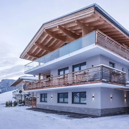 Alpenchalet Zillertal * Hippach